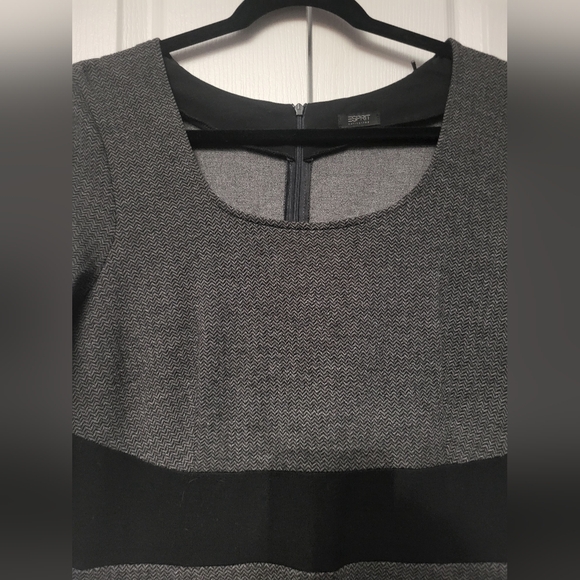 Elegant Esprit XL Bodycob Dress with 3/4 Sleeve and Pockets - Picture 9 of 13